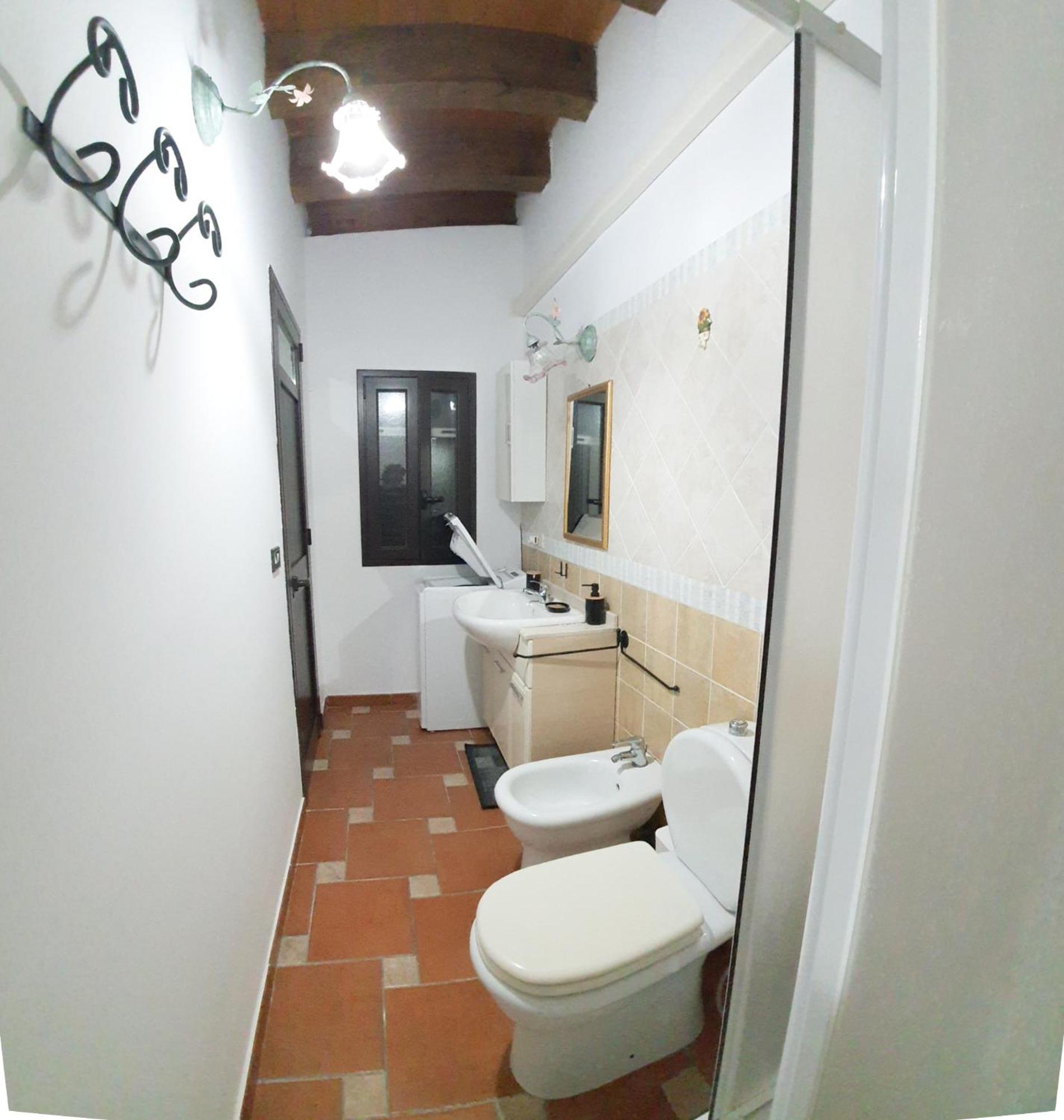 Villa La Sosta - 150M Dal Mare - Patio Privato E Areal Relax Arenella  Luaran gambar
